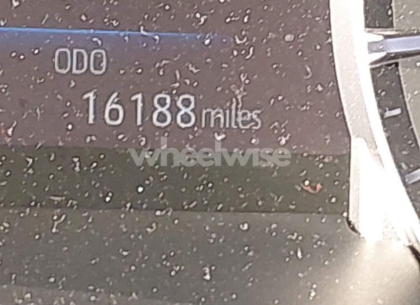 Photo 16 of 2022 Toyota Highlander XLE (VIN 5TDHZRAH2NS545946)