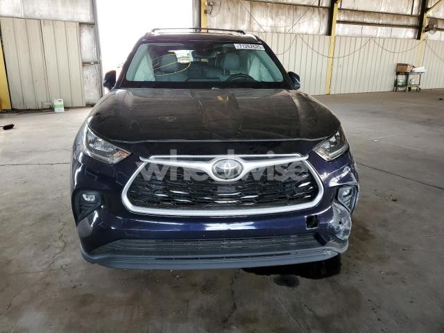 Photo 11 of 2020 TOYOTA HIGHLANDER XLE (VIN 5TDHZRAH8LS010164)