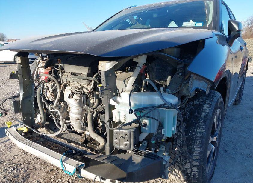 Photo 6 of 2021 Toyota Highlander XLE (VIN 5TDHZRBH0MS544727)