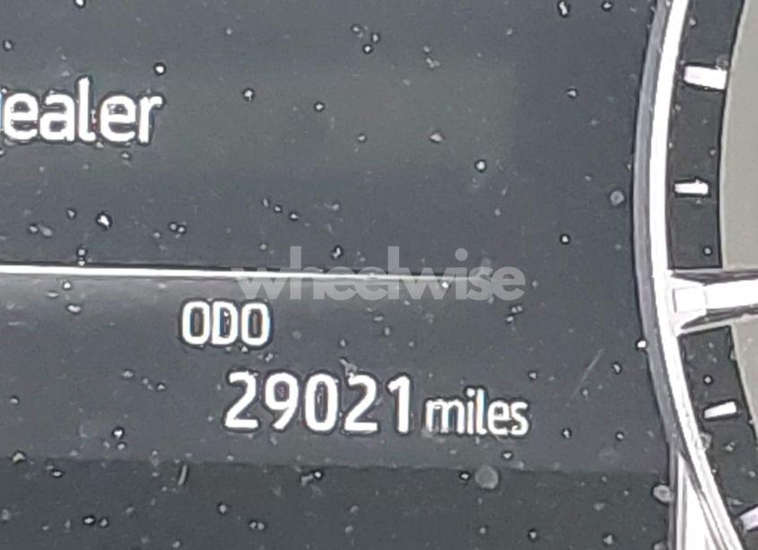 Photo 15 of 2022 Toyota Highlander XLE (VIN 5TDHZRBH0NS202972)