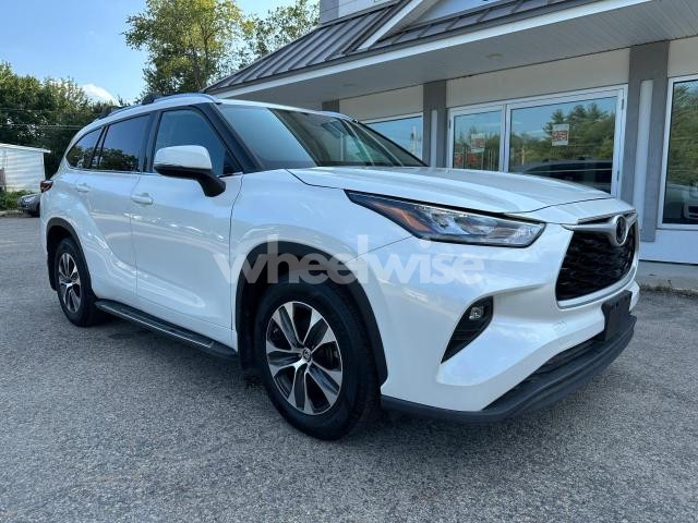 Photo 3 of 2020 TOYOTA HIGHLANDER XLE (VIN 5TDHZRBH1LS505594)