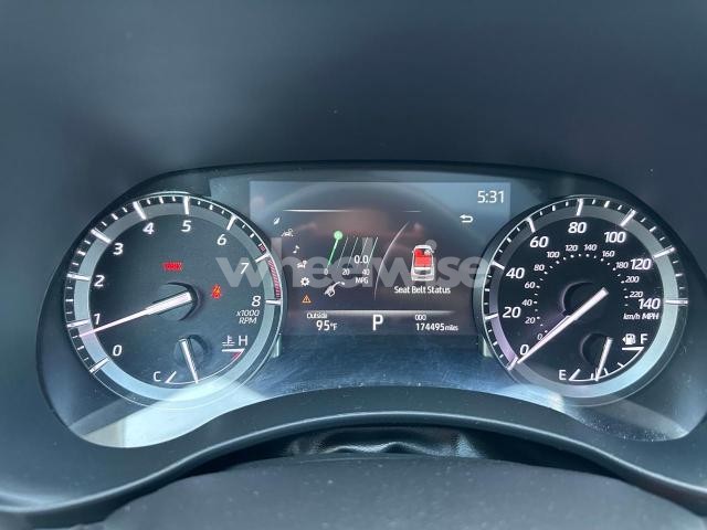 Photo 8 of 2020 TOYOTA HIGHLANDER XLE (VIN 5TDHZRBH1LS505594)