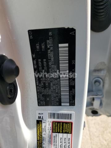 Photo 10 of 2021 TOYOTA HIGHLANDER XLE (VIN 5TDHZRBH1MS540296)