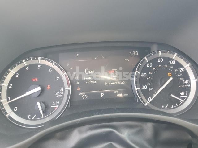 Photo 6 of 2021 TOYOTA HIGHLANDER XLE (VIN 5TDHZRBH2MS090349)