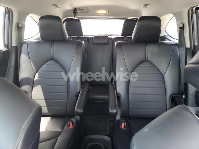 Photo 7 of 2021 TOYOTA HIGHLANDER XLE (VIN 5TDHZRBH2MS090349)