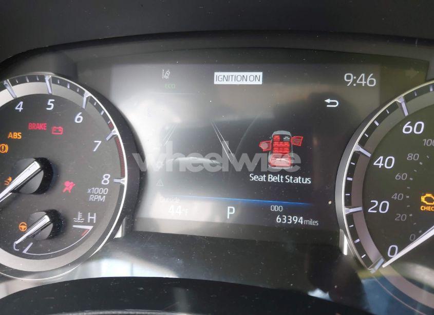 Photo 7 of 2022 Toyota Highlander XLE (VIN 5TDHZRBH2NS257729)