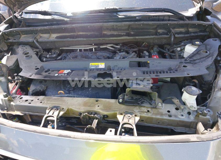 Photo 10 of 2021 Toyota Highlander XLE (VIN 5TDHZRBH3MS058736)