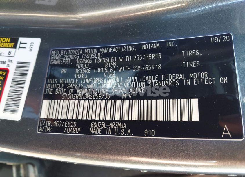 Photo 9 of 2021 Toyota Highlander XLE (VIN 5TDHZRBH3MS058736)