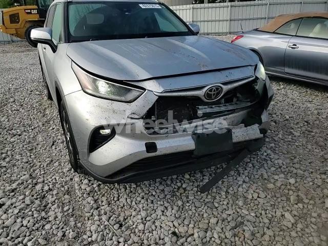 Photo 10 of 2021 TOYOTA HIGHLANDER XLE (VIN 5TDHZRBH3MS148002)