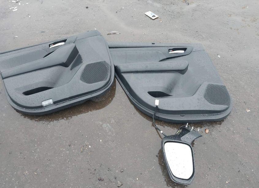 Photo 12 of 2020 Toyota Highlander XLE (VIN 5TDHZRBH4LS509560)