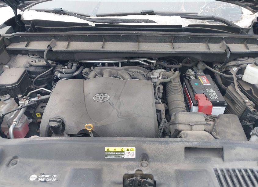 Photo 10 of 2020 Toyota Highlander XLE (VIN 5TDHZRBH7LS037600)