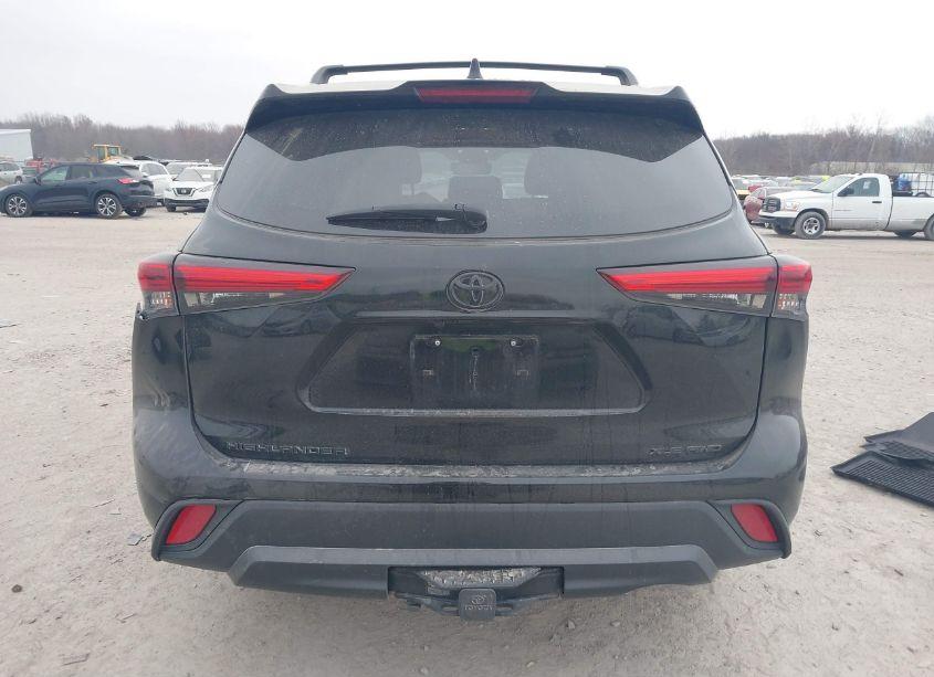 Photo 16 of 2020 Toyota Highlander XLE (VIN 5TDHZRBH7LS037600)