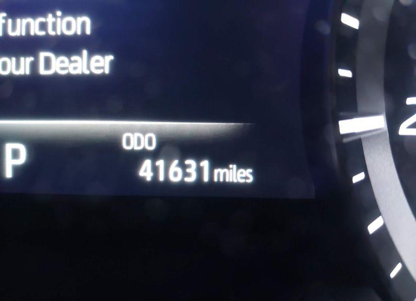 Photo 7 of 2021 Toyota Highlander XLE (VIN 5TDHZRBH7MS094994)