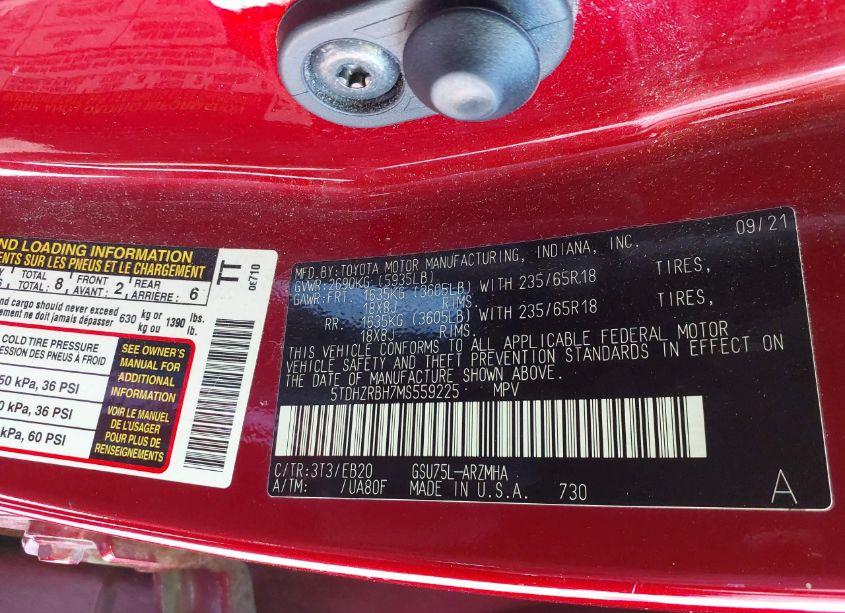 Photo 9 of 2021 Toyota Highlander XLE (VIN 5TDHZRBH7MS559225)