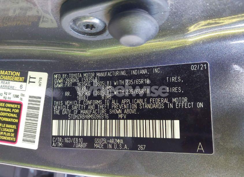 Photo 9 of 2021 Toyota Highlander XLE (VIN 5TDHZRBH8MS096916)