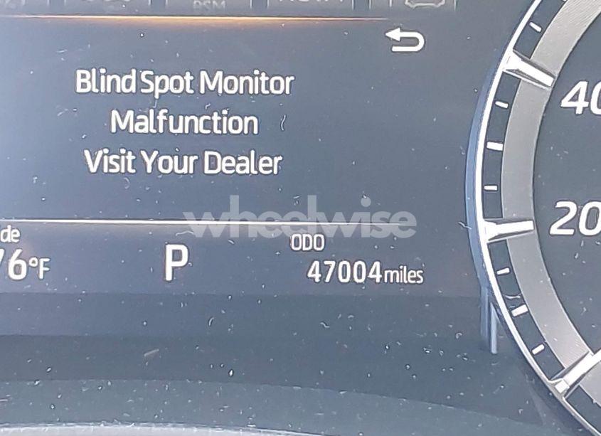 Photo 16 of 2020 Toyota Highlander XLE (VIN 5TDHZRBH9LS025884)