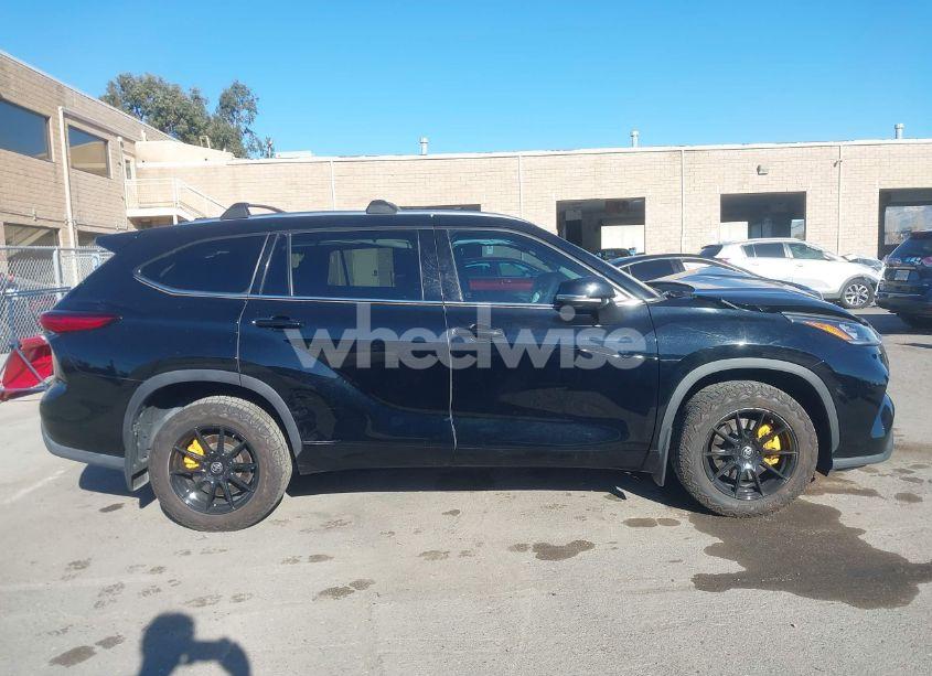 Photo 14 of 2020 Toyota Highlander XLE (VIN 5TDHZRBH9LS510672)