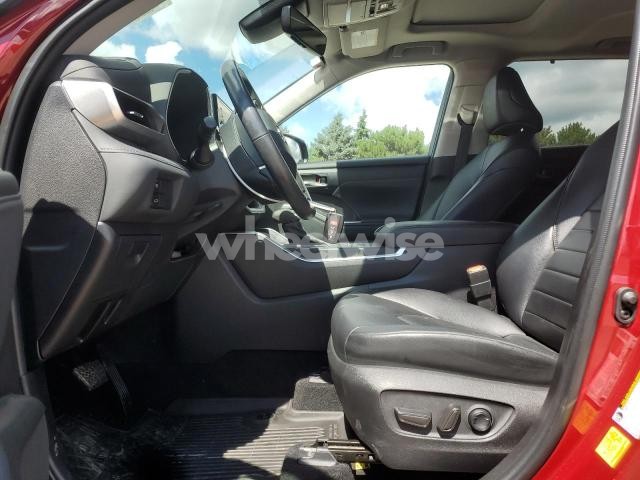 Photo 10 of 2022 TOYOTA HIGHLANDER XLE (VIN 5TDHZRBH9NS206843)