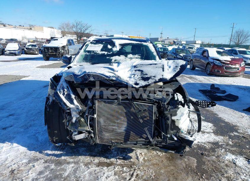 Photo 6 of 2021 Toyota Highlander XLE (VIN 5TDHZRBHXMS532357)