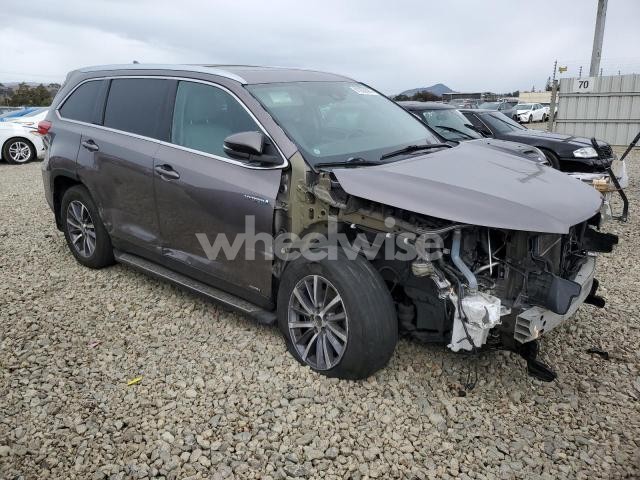 Photo 14 of 2019 TOYOTA HIGHLANDER HYBRID (VIN 5TDJGRFH1KS060743)