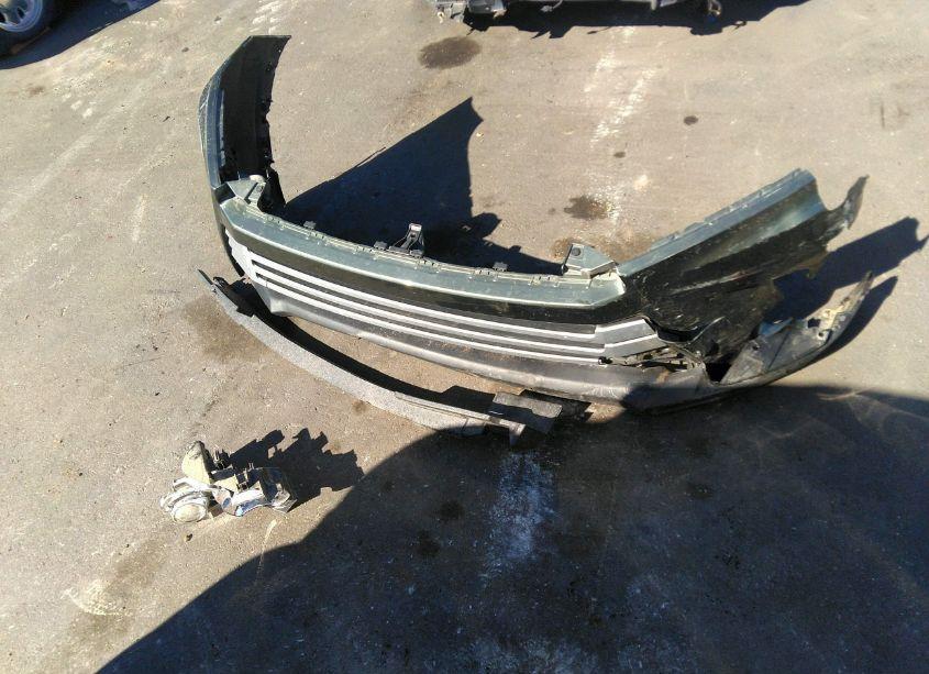 Photo 12 of 2019 Toyota Highlander HYBRID XLE (VIN 5TDJGRFH5KS060728)