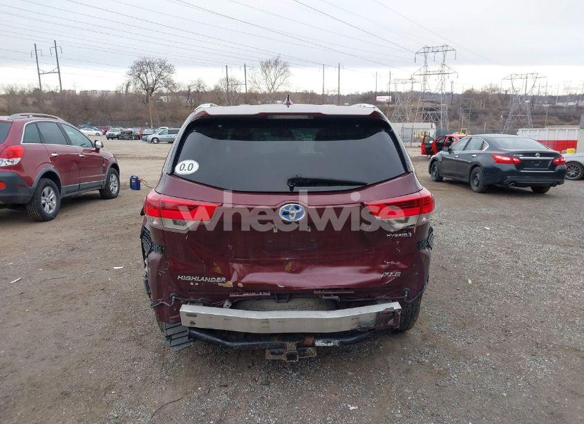 Photo 16 of 2017 Toyota Highlander HYBRID XLE (VIN 5TDJGRFH6HS030792)