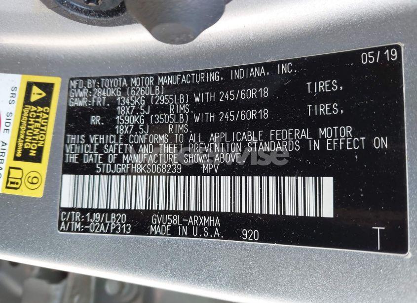 Photo 9 of 2019 Toyota Highlander HYBRID XLE (VIN 5TDJGRFH8KS068239)