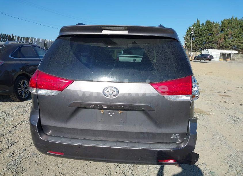 Photo 16 of 2012 Toyota Sienna LE 7 PASSENGER (VIN 5TDJK3DC0CS030265)