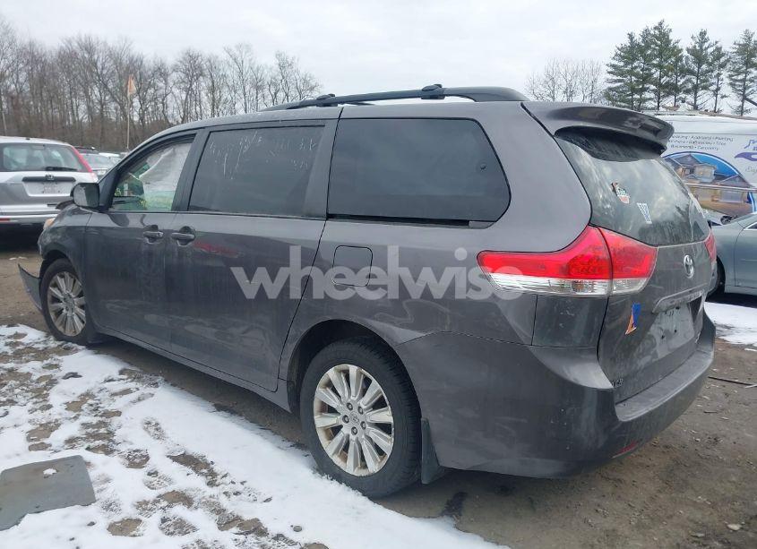 Photo 3 of 2012 Toyota Sienna LE 7 PASSENGER (VIN 5TDJK3DC0CS036146)