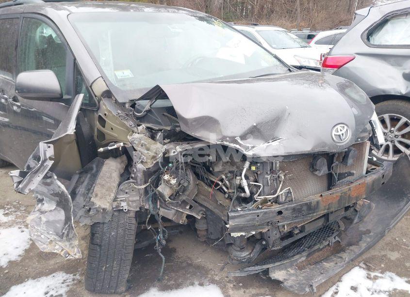 Photo 6 of 2012 Toyota Sienna LE 7 PASSENGER (VIN 5TDJK3DC0CS036146)