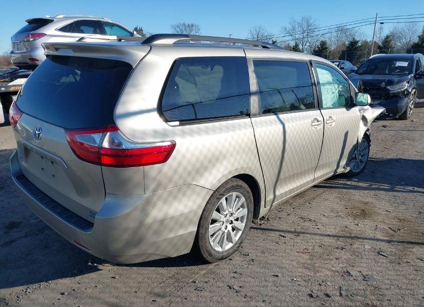 Photo 4 of 2015 Toyota Sienna LE 7 PASSENGER (VIN 5TDJK3DC0FS094438)