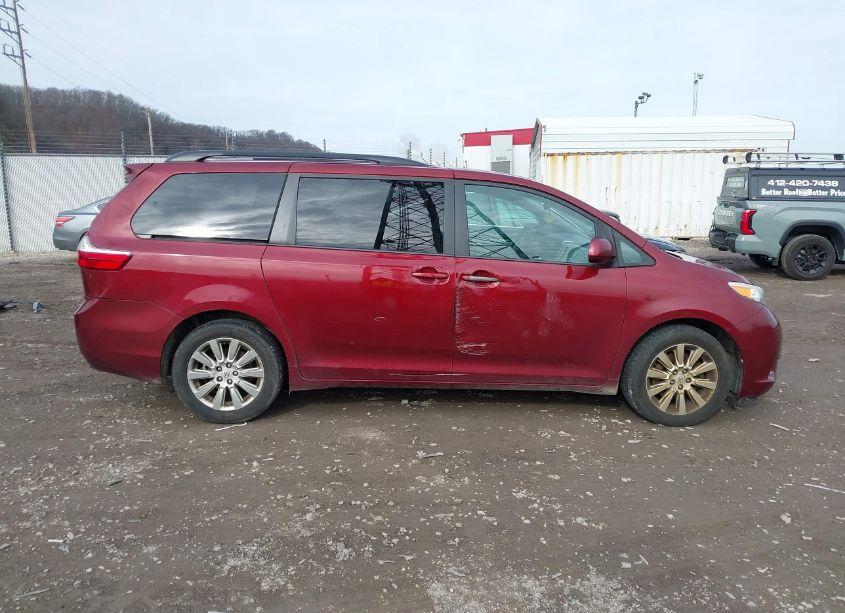 Photo 14 of 2015 Toyota Sienna LE 7 PASSENGER (VIN 5TDJK3DC0FS097288)