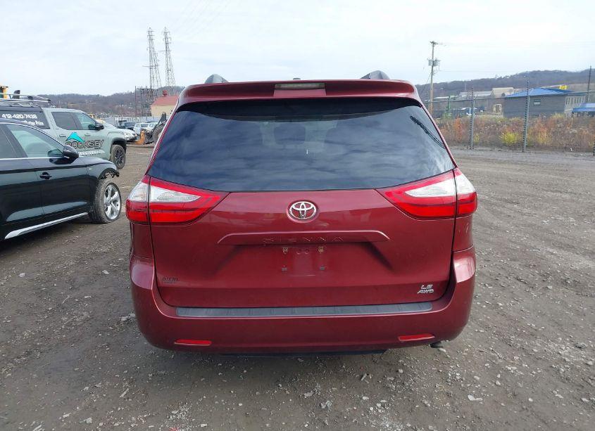 Photo 17 of 2015 Toyota Sienna LE 7 PASSENGER (VIN 5TDJK3DC0FS097288)