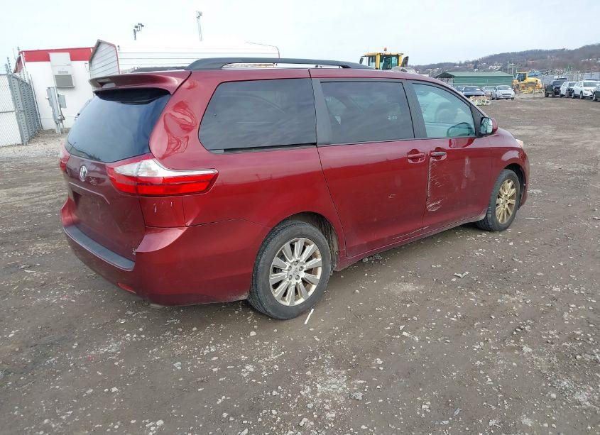 Photo 4 of 2015 Toyota Sienna LE 7 PASSENGER (VIN 5TDJK3DC0FS097288)
