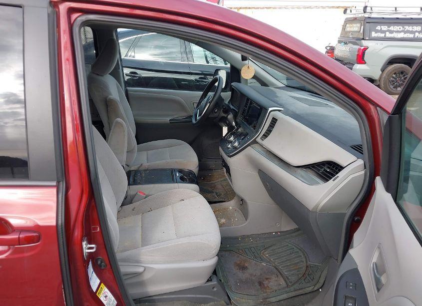 Photo 5 of 2015 Toyota Sienna LE 7 PASSENGER (VIN 5TDJK3DC0FS097288)