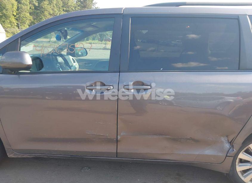 Photo 15 of 2015 Toyota Sienna LE 7 PASSENGER (VIN 5TDJK3DC0FS128006)