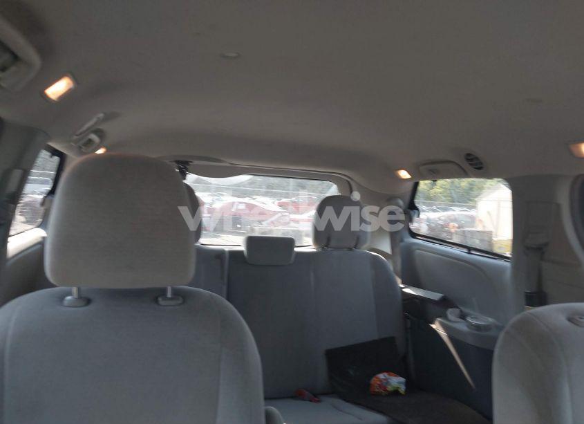 Photo 8 of 2015 Toyota Sienna LE 7 PASSENGER (VIN 5TDJK3DC0FS128006)