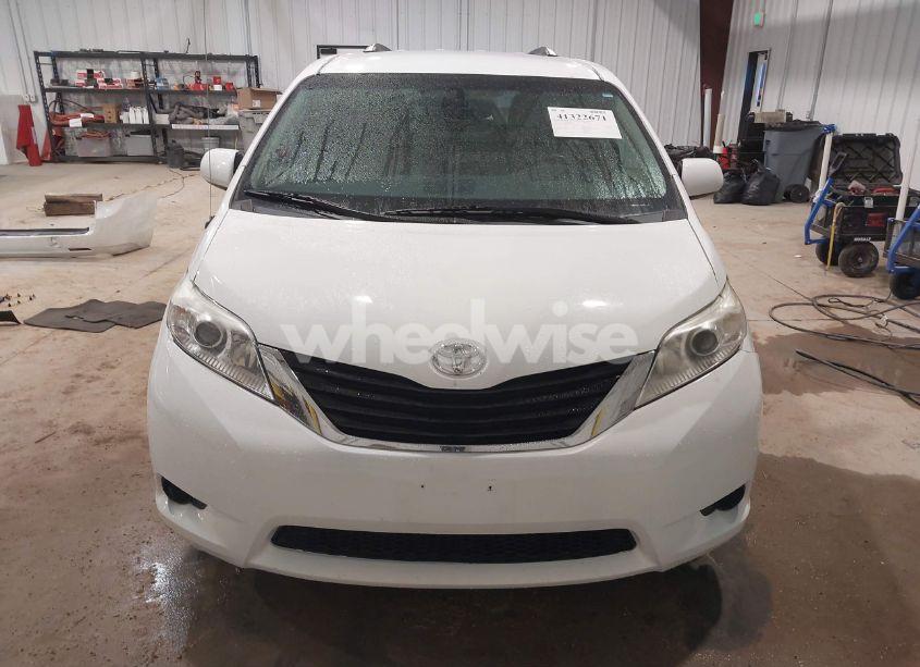 Photo 13 of 2013 Toyota Sienna LE 7 PASSENGER (VIN 5TDJK3DC2DS049479)