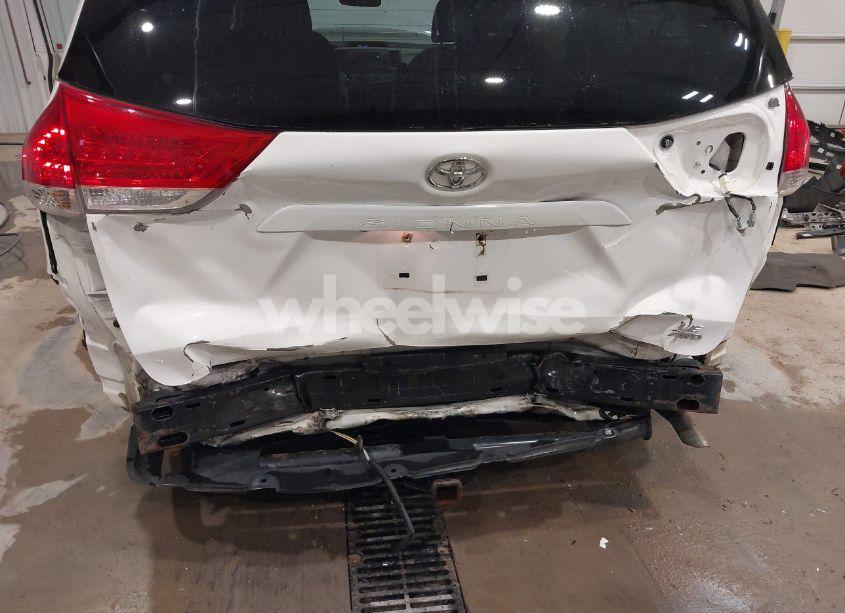 Photo 6 of 2013 Toyota Sienna LE 7 PASSENGER (VIN 5TDJK3DC2DS049479)