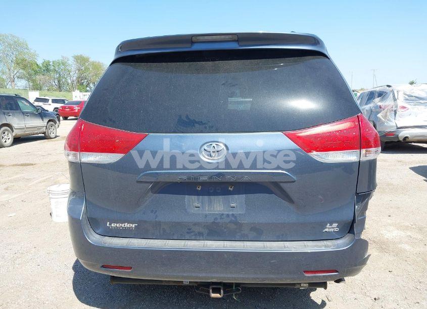 Photo 16 of 2013 Toyota Sienna LE 7 PASSENGER (VIN 5TDJK3DC2DS061888)