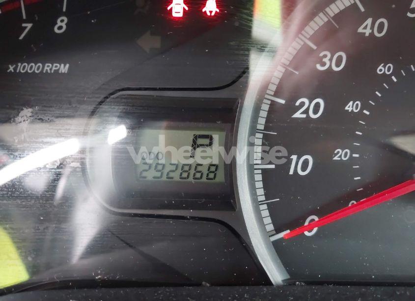 Photo 15 of 2011 Toyota Sienna LE (VIN 5TDJK3DC3BS019775)