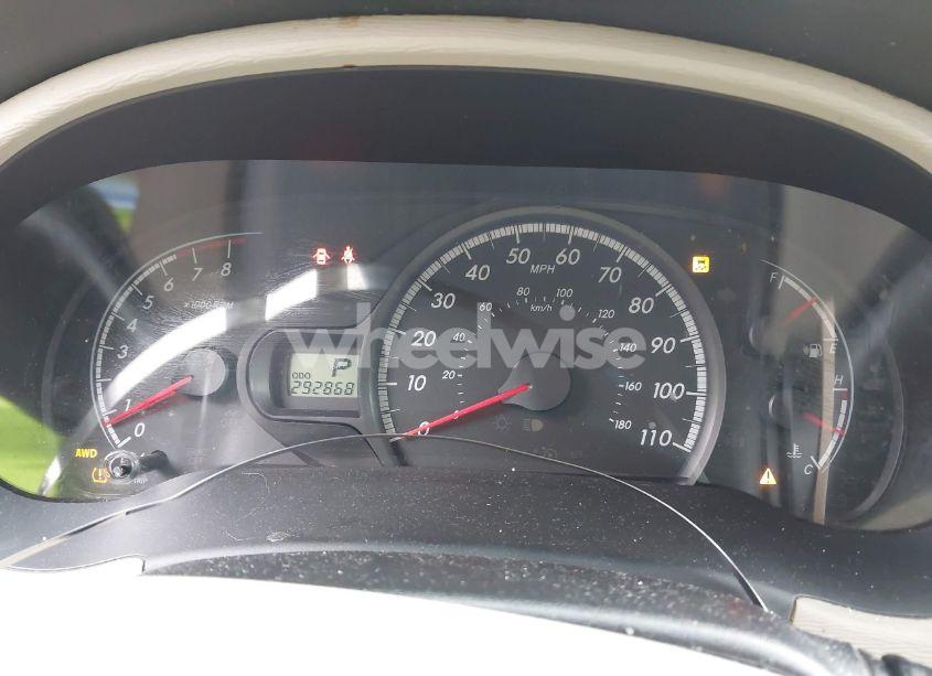 Photo 7 of 2011 Toyota Sienna LE (VIN 5TDJK3DC3BS019775)