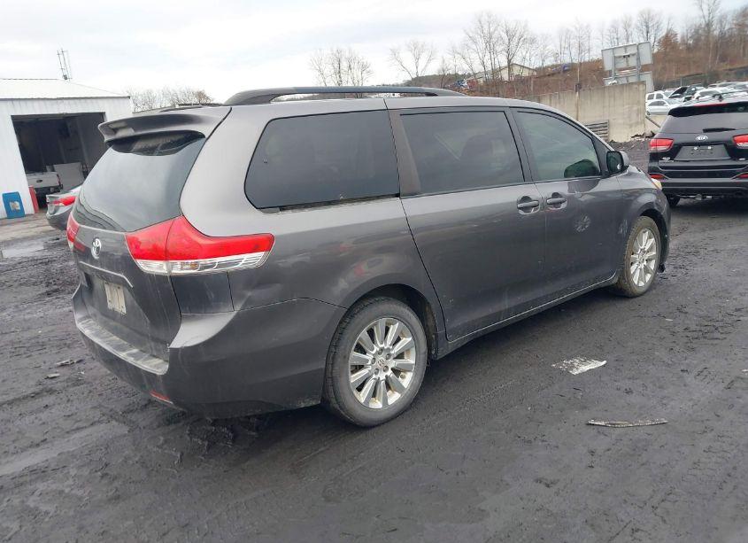 Photo 4 of 2012 Toyota Sienna LE 7 PASSENGER (VIN 5TDJK3DC3CS030731)