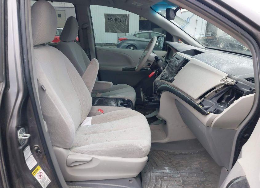 Photo 5 of 2012 Toyota Sienna LE 7 PASSENGER (VIN 5TDJK3DC3CS030731)