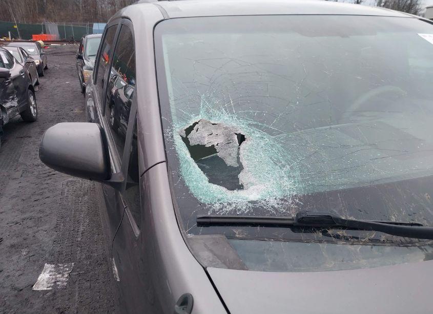 Photo 6 of 2012 Toyota Sienna LE 7 PASSENGER (VIN 5TDJK3DC3CS030731)