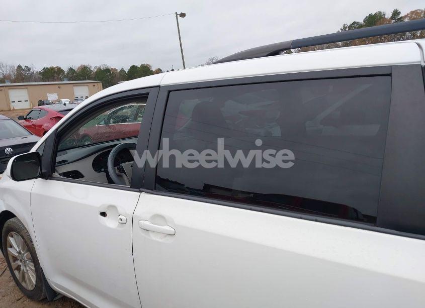 Photo 14 of 2012 Toyota Sienna LE 7 PASSENGER (VIN 5TDJK3DC3CS048579)