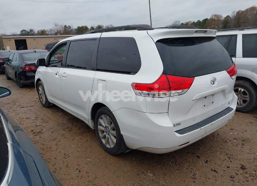 Photo 3 of 2012 Toyota Sienna LE 7 PASSENGER (VIN 5TDJK3DC3CS048579)