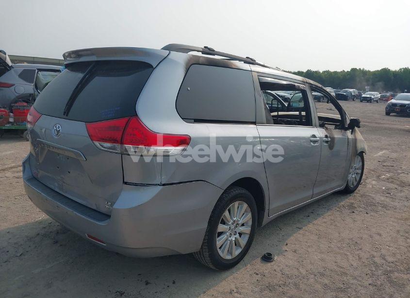 Photo 4 of 2013 Toyota Sienna LE 7 PASSENGER (VIN 5TDJK3DC3DS061379)