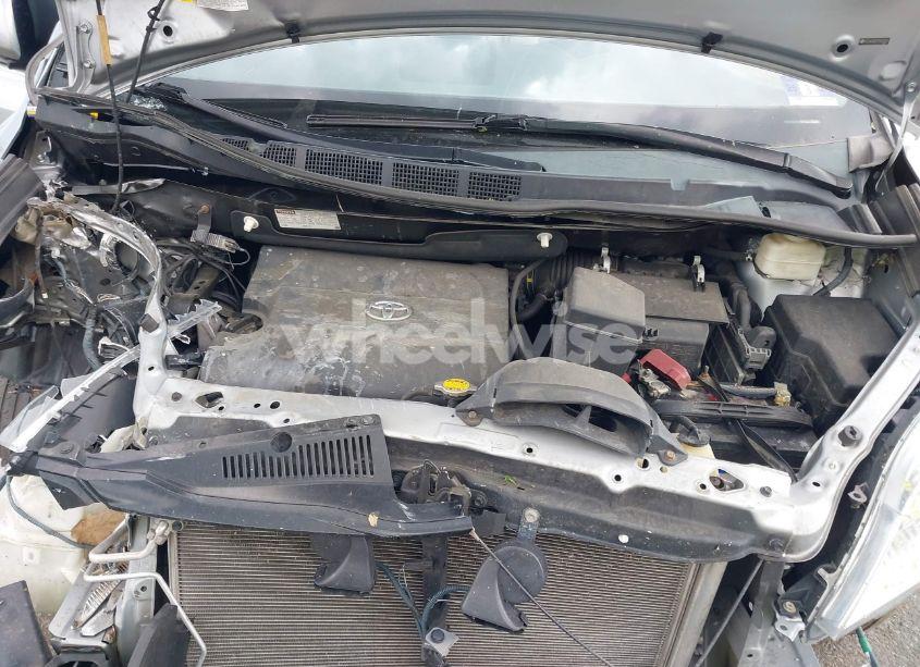 Photo 10 of 2014 Toyota Sienna LE 7 PASSENGER (VIN 5TDJK3DC3ES076885)