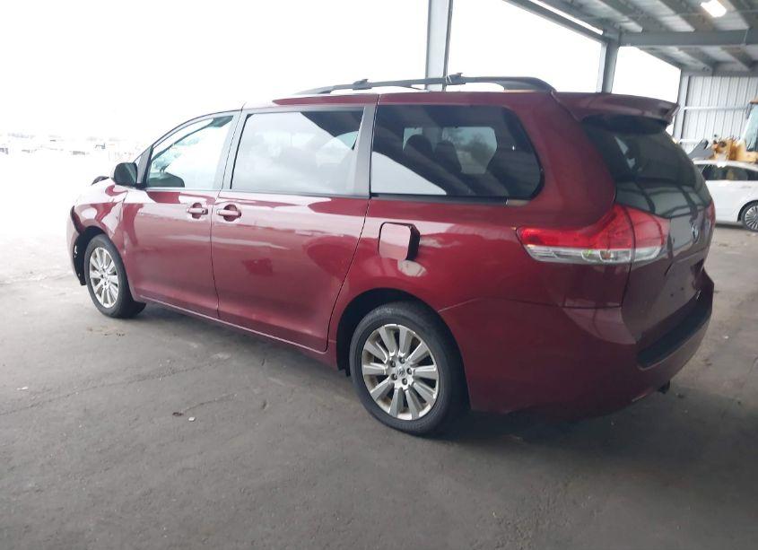 Photo 3 of 2014 Toyota Sienna LE 7 PASSENGER (VIN 5TDJK3DC3ES094142)